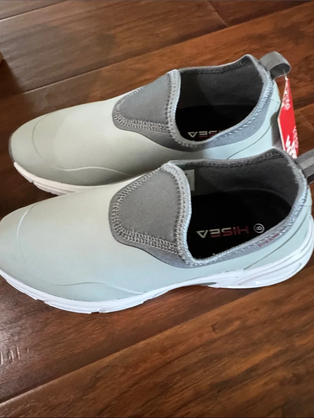 Slip-On women’s gardening waterproof Sneakers in Light Gray